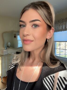 Meet your Posher, Selena